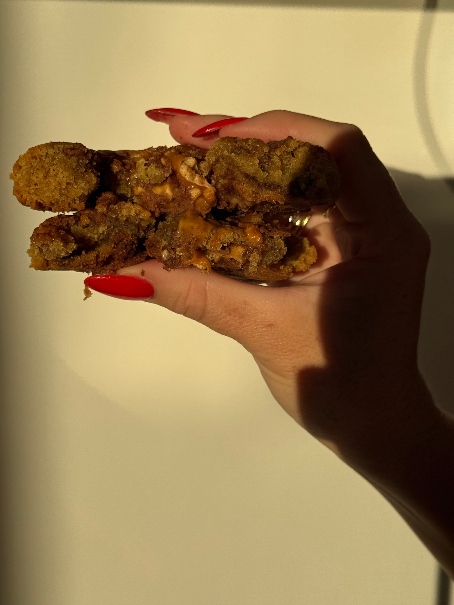 Box of six cookies - snickers